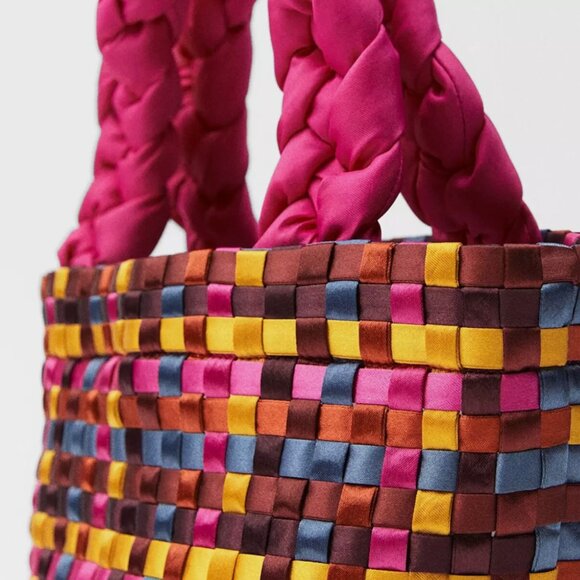 Zara Limited Edition Small Woven Bag in Pink - Picture 3 of 8